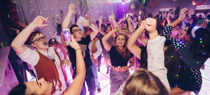 Festival Skrz prsty přinese nejzvrácenější studentskou party všech dob