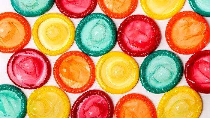 Speciální kondomy údajně dokáží zničit virus HIV