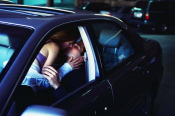Sex v autě aneb Jak si užít erotické dobrodružství nejen na cestách