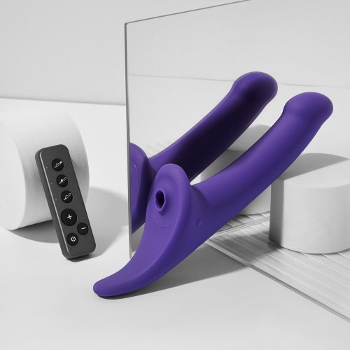 Vibrační strapon s jazýčkem Strap-On-Me – vel. S