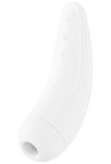 Nabíjecí stimulátor klitorisu Satisfyer Curvy 2+, bílý – ovládaný mobilem
