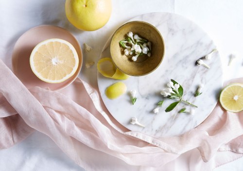 Sprchový gel Grace Cole – nektarinkový květ a grapefruit