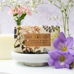 Luxusní tuhé mýdlo English Soap Company – jasmín a lesní jahoda