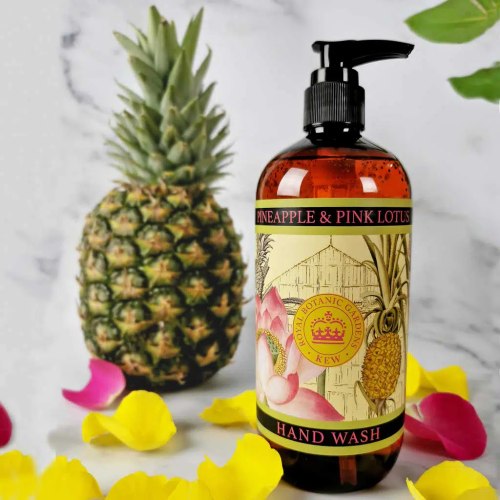 Tekuté mýdlo na ruce English Soap Company – ananas a růžový lotos
