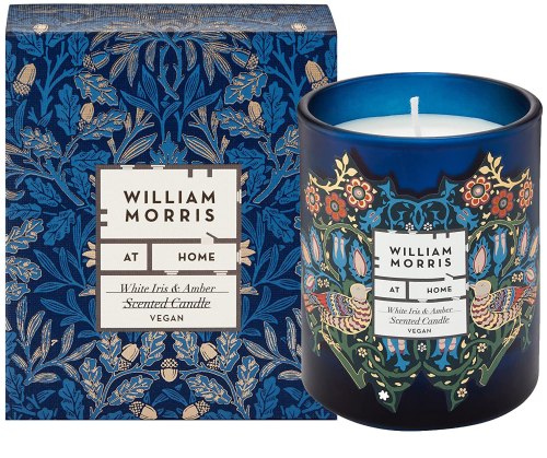 Vonná svíčka William Morris At Home – bílý kosatec a ambra