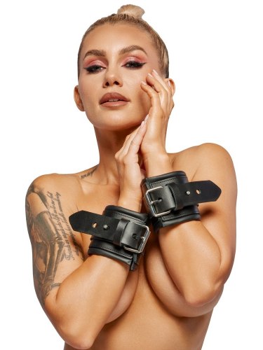 Uzamykatelná kožená pouta na ruce ZADO