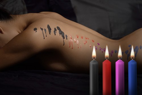 Sada barevných parafínových S/M svíček Ouch!, 4 ks