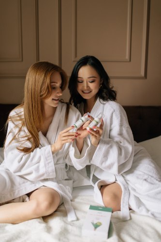 Sada hřejivých intimních masážních olejů Exsens Let's Celebrate!, 3x 30 ml