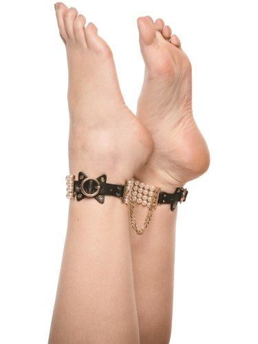 Perlová pouta na nohy Guilty Pleasure