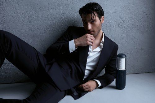 Interaktivní přirážecí masturbátor Svakom Alex Neo 2