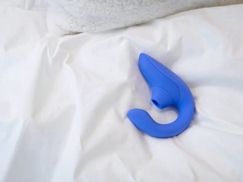 Vibrátor s pulzační stimulací klitorisu Womanizer Blend