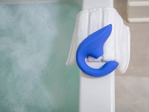 Vibrátor s pulzační stimulací klitorisu Womanizer Blend