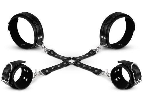 BDSM kříž s pouty na ruce a stehna Bedroom Fantasies