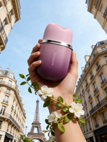 Sací stimulátor s jazýčkem Svakom Klitty