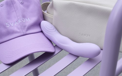 Hřejivý přirážecí vibrátor Svakom Selena