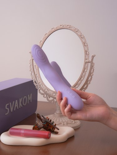 Hřejivý přirážecí vibrátor Svakom Selena