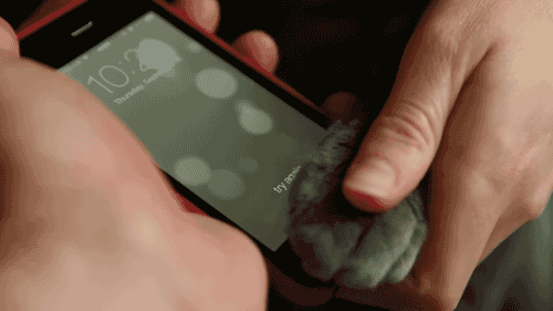 Zámek telefonu na otisk prstu je geniální věc, ale musí být nastaven ve správnou chvíli